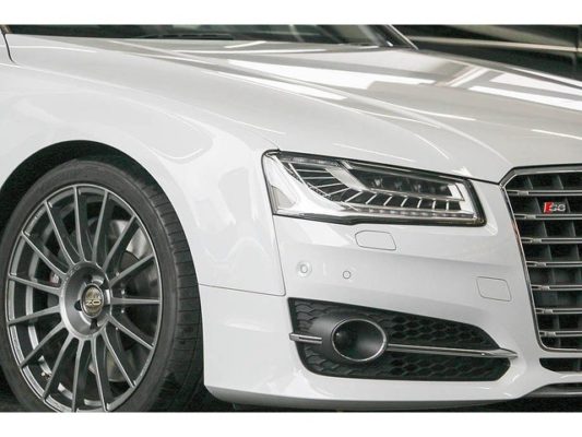 アウディ S8 TFSIクワトロ☆Audiプレセンスパッケージ☆OZ21inAW☆サンルーフ☆黒革☆ACC☆全方位カメラ画像3