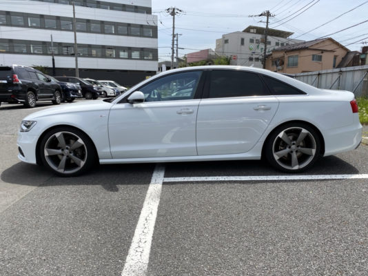 アウディA6 2.8FSIクワトロ Sラインプラス4WD　★限定車100台画像5