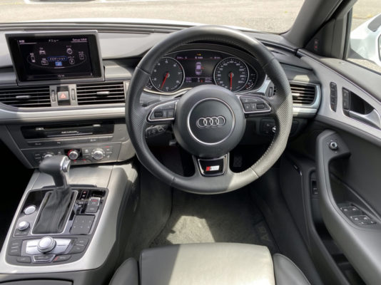 アウディA6 2.8FSIクワトロ Sラインプラス4WD　★限定車100台画像12