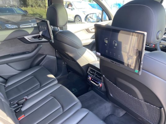 アウディQ7 3.0TFSIクワトロ　アダプティブエアサスサスペンション仕様Sラインパッケージ　★極上車　★人気の法人車★大人気★LED★後席モニター★ワンオーナー★特別仕様車★車検ロング★国内最安値画像12