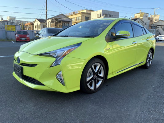 プリウスA ツーリングセレクション★大人気★税金完納★超極上車★走行0.6万k ★ボディーカバー保管★フルオプ★国内最安値