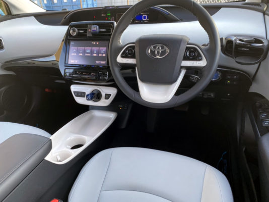 プリウスA ツーリングセレクション★大人気★税金完納★超極上車★走行0.6万k ★ボディーカバー保管★フルオプ★国内最安値画像14