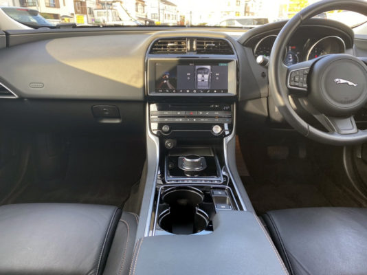 ジャガーXE 2.0t プレステージ★極良極美★車検ロング★走行1.8万k ★ディーラー認定中古車★装備充実★国内最安値画像12