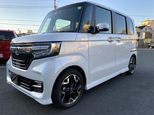 Nボックスカスタム GLターボ ホンダセンシング★新車購入後まだ3ヶ月!★走行距離なんと0.1万k★もちろんギス凹みも無し