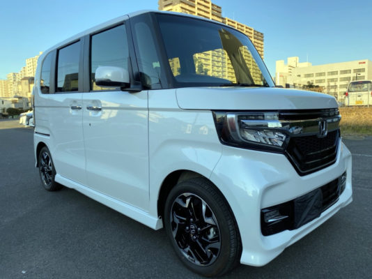 Nボックスカスタム　GLターボ　ホンダセンシング★新車購入後まだ3ヶ月！★走行距離なんと0.1万k★もちろんギス凹みも無し画像1