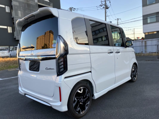 Nボックスカスタム　GLターボ　ホンダセンシング★新車購入後まだ3ヶ月！★走行距離なんと0.1万k★もちろんギス凹みも無し画像7