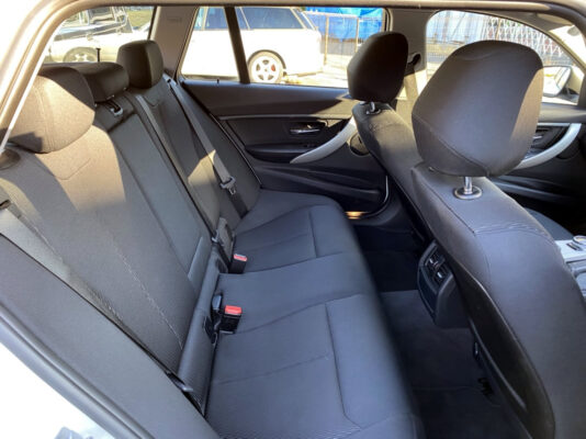 BMW 320i ツーリング★大人気車★走行2.6万k ★絶好調★税金完納★国内最安値★価格交渉可画像14