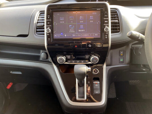 セレナ  Sハイブリッド ハイウェイスター VセレクションI I ★走行0.4万k★極良極美★禁煙車★両側電動スライド★全方位カメラ★国内最安値画像11