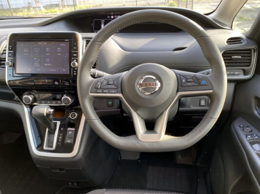 セレナ  Sハイブリッド ハイウェイスター VセレクションI I ★走行0.4万k★極良極美★禁煙車★両側電動スライド★全方位カメラ★国内最安値画像12