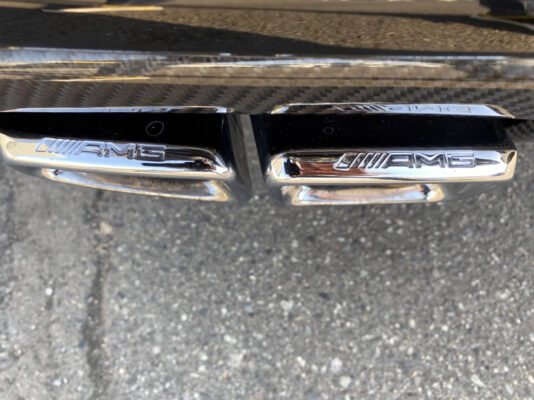 AMG CLS63 ★カーボンスポイラー　★カーボンリアスポイラー　★カーボンサイドミラー　★VOSSEN20インチ60万以上　★スモークテール　★サンルーフ　★カスタム多数　★絶好調　★極上車　★国内最安値画像10