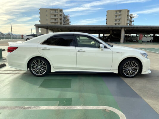 クラウンアスリート ハイブリッド2.5S ブラックスタイル★TRDフルエアロ★ウッドステアリング★ディーラー認定中古車★極良極美★新品タイヤ★ドラレコ★大人気セダン★激安画像4