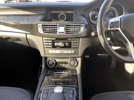 CLS350ブルーエフィシェンシAMGスポーツPKG★サンルーフ★極美★税金完納★黒レザー★車検ロング★大人気★国内最安値画像13