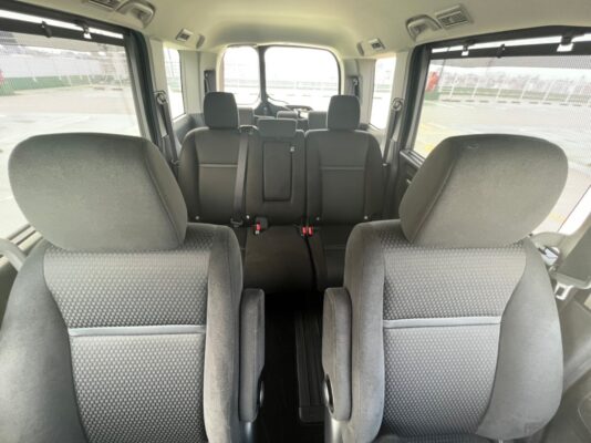 ステップワゴン スパーダ ホンダセンシング ★低走行12,000k ★極上極美 ★両側電動スライド ★7人乗り★国内最安値画像14