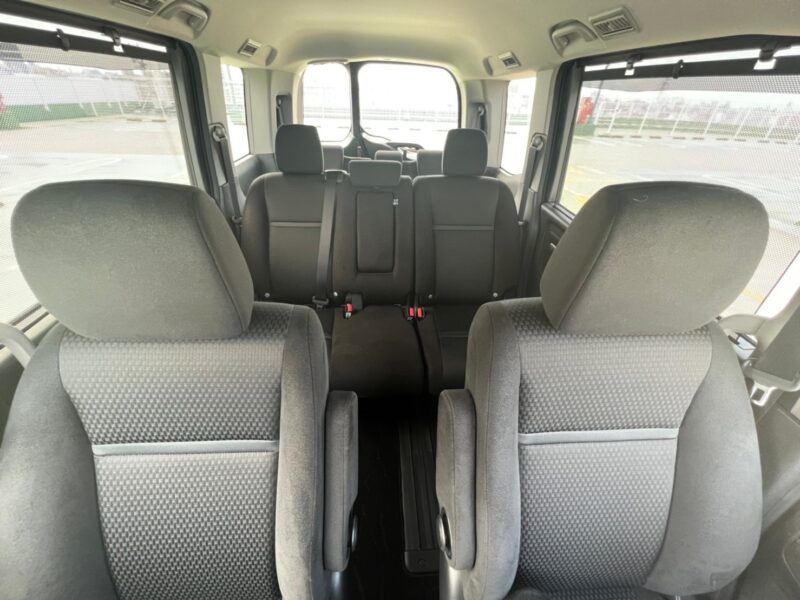 ステップワゴン スパーダ ホンダセンシング ★低走行12,000k ★極上極美 ★両側電動スライド ★7人乗り★国内最安値画像14