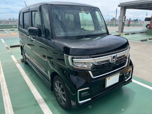 Nボックスカスタム Ｌ ★低走行0.9万k ★新車並み ★税金完納 ★片側電動スライド ★バックカメラ ★スタッドレス ★夏タイヤ付き ★大人気 ★国内最安値画像1