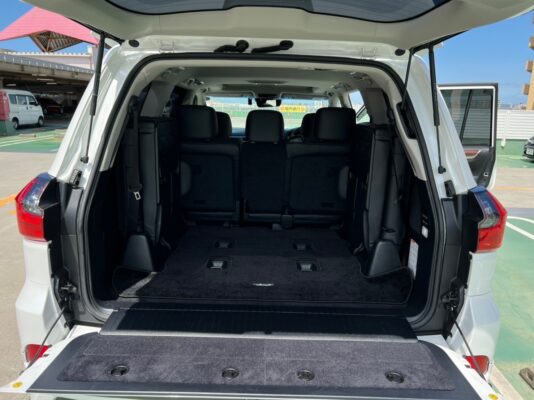 レクサスLX570 4WD★低走行1.6万k★極良極美★絶好調★大迫力★サンルーフ★装備充実★税金完納★国内最安値画像24