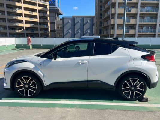 C-HR ハイブリッドS GRスポーツ★税金完納★ハーフレザー★ドラレコ前後★大人気★極上車★車線変更センサー★国内最安値★激安画像3