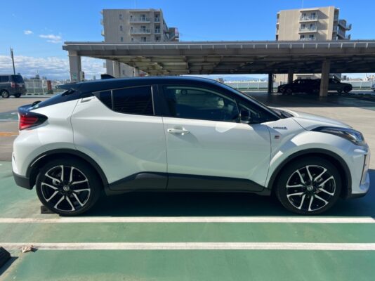 C-HR ハイブリッドS GRスポーツ★税金完納★ハーフレザー★ドラレコ前後★大人気★極上車★車線変更センサー★国内最安値★激安画像4