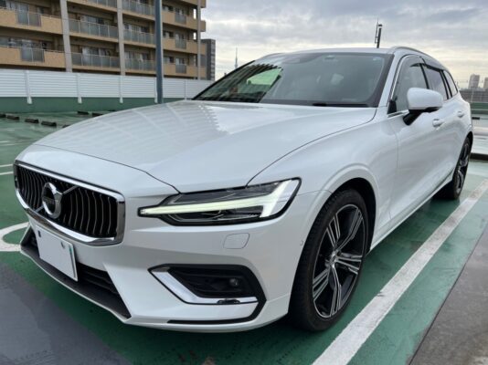 ボルボ V60 B5インスクリプション★税金完納★極上車★パノラマルーフ★360°カメラ★ドラレコ前後★ホワイトレザー★装備充実★激安