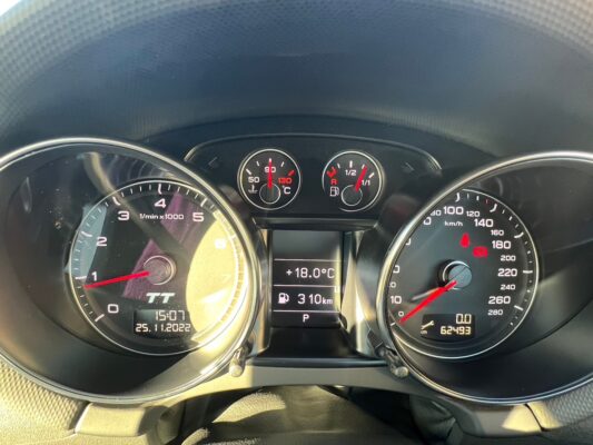 アウディTT 2.0TFSI クワトロ Sラインパッケージ4WD★大人気★turbo★4WD★車検ロング★極良極美★税金完納★国内最安値★激安画像15