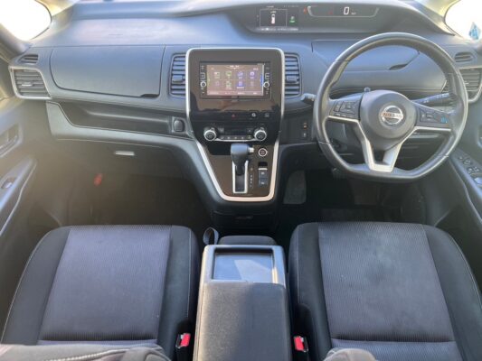 セレナ2.0 ハイウェイスター★税金完納★両側電動スライドドア★360°カメラ★スタッドレス★ドラレコ★極上車★国内最安値画像11