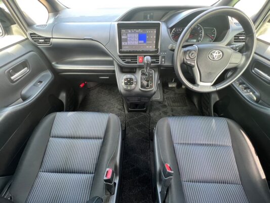ヴォクシー2.0 ZS★税金完納★後席モニター★両側電動スライド★走行中TV視聴★絶好調★業界最安画像10