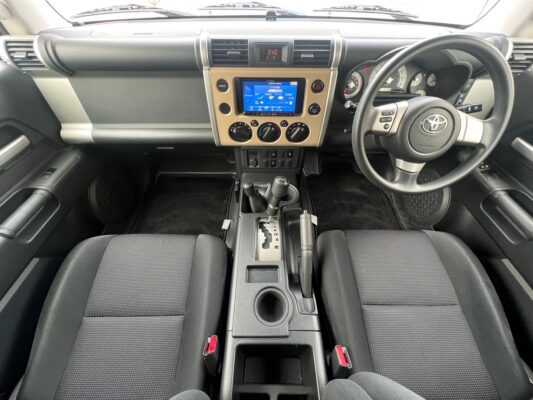 FJクルーザー4.0 4WD★R4税金完納★ルーフキャリア★オフロードタイヤ★極上車★本格SUV★激レア車★業界最安画像12