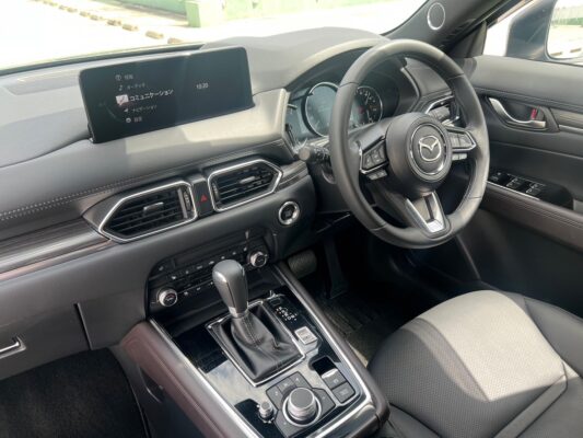 CX-8 25S Lパッケージ★新車同様★R4税金完納★走行0.3万k★360°カメラ★7人乗り★BOSEサウンドシステム★10.5型ディスプレイ★業界最安画像9