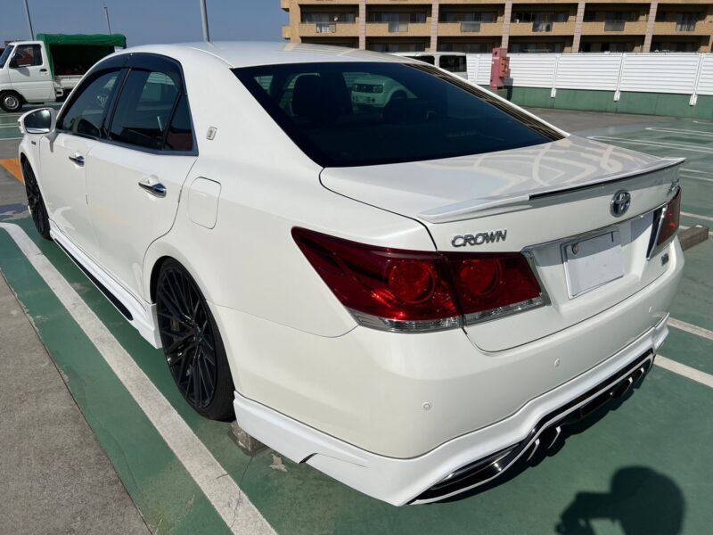 クラウンアスリート 2.5 ハイブリッド S★R4税金完納★激シブ★BLITZ車高調★シュタイナー20インチホイル★ROWENフルエアロ★カスタム総額100万Over★業界最安画像5