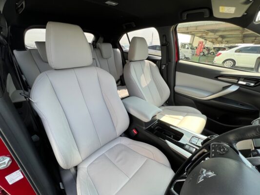エクリプスクロス PHEV 2.4 P 4WD★R5税金完納★極良極美★最上級グレード★プラグインハイブリッド★充電コード付き★360°カメラ★ブラインドスポットモニター★衝突軽減ブレーキ★後方車両検知警告システム★業界最安画像11