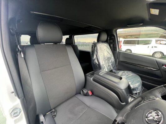 ハイエースバン 2.8 スーパーGL ダークプライムⅡ ロングボディーディーゼルターボ モデリスタエアロ★新車同様★走行0.1万k★R5税金完納★モデリスタ★ミラーモニター★ドラレコ★360°カメラ★ディーゼル★運転支援★走行中TV視聴★業界最安画像11