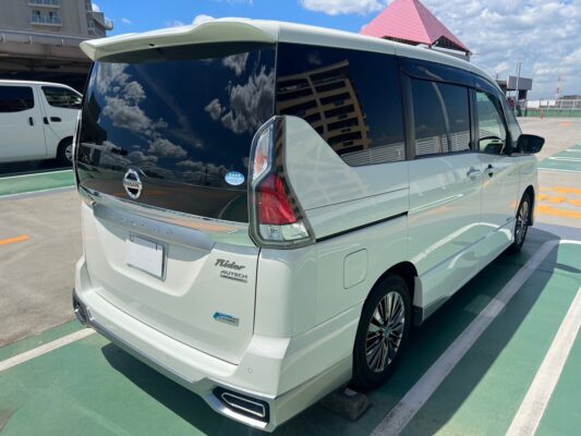 セレナ2.0 ライダー オーテック 30周年特別仕様車 プロパイロット エディション★R5税金完納★AUTECH★白レザー★極良極美★ドラレコ★後席モニター★運転支援システム★走行中TV視聴★業界最安★激安画像6