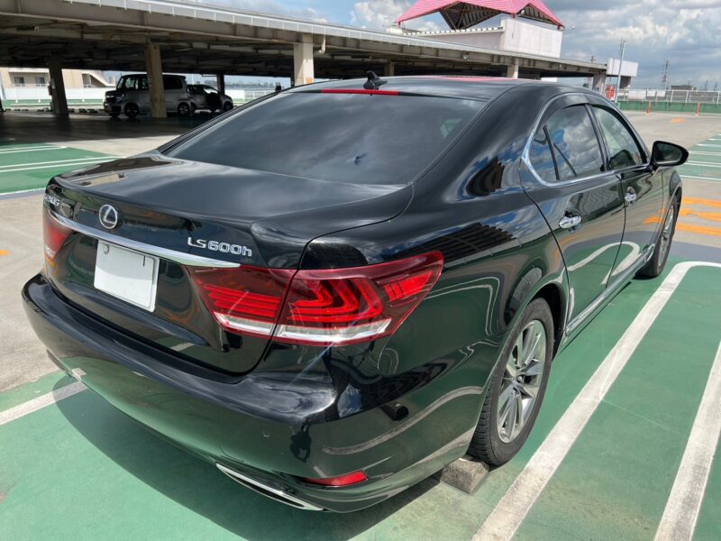 レクサスLS600h 4WD★R5税金完納★走行中TV視聴★極上車★大人気セダン★スタッドレス★装備充実★業界最安画像6