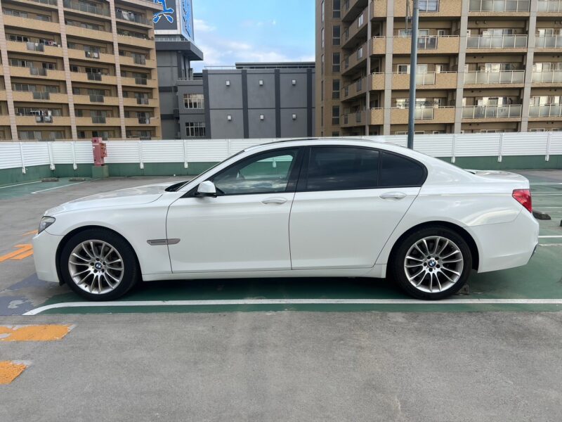 BMW 740i MスポーツPKG★R5税金完納★サンルーフ★ドラレコ★走行中TV視聴★極上車★業界最安画像3