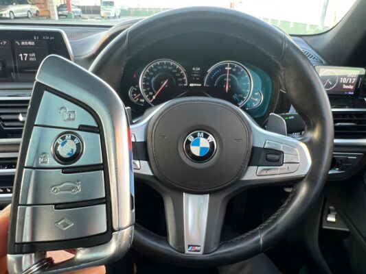 BMW 740e iパフォーマンス Mスポーツ★R5税金完納★サンルーフ★ドラレコ★360°カメラ★最高級セダン★装備充実★衝突軽減B★業界最安画像19