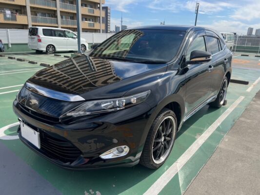 ハリアー 2.0 アドバンスPKG★R5税金完納★車検ロング★パノラマルーフ★ミラーモニター★360°カメラ★プレミアサウンドシステム★パドックスホイール★黒革シート★ドラレコ★衝突軽減B★車線変更センサー★装備充実★業界最安
