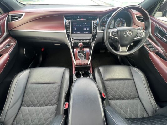 ハリアー 2.0 アドバンスPKG★R5税金完納★車検ロング★パノラマルーフ★ミラーモニター★360°カメラ★プレミアサウンドシステム★パドックスホイール★黒革シート★ドラレコ★衝突軽減B★車線変更センサー★装備充実★業界最安画像10