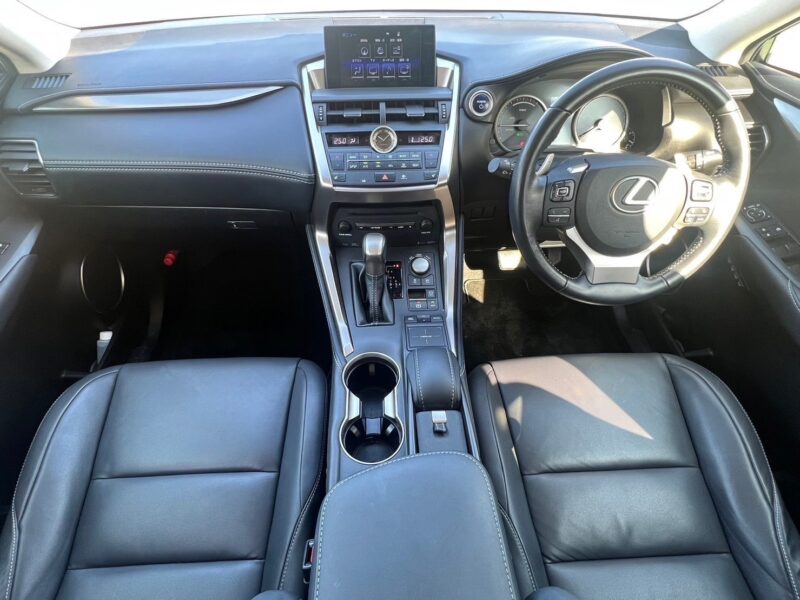 レクサスNX300h Iパッケージ★R5税金完納★極良極美★車検ロング★低走行★ドラレコ★走行中TV視聴★装備充実★大人気★業界最安画像10