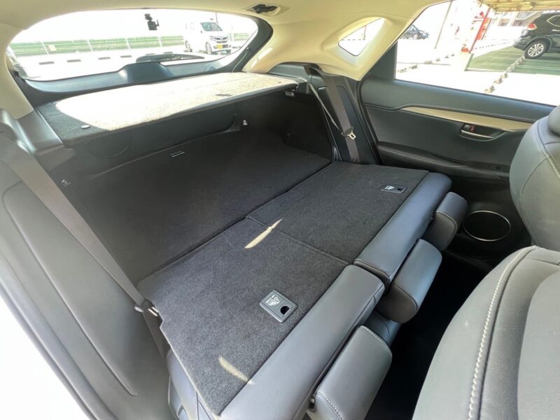 レクサスNX300h Iパッケージ★R5税金完納★極良極美★車検ロング★低走行★ドラレコ★走行中TV視聴★装備充実★大人気★業界最安画像14