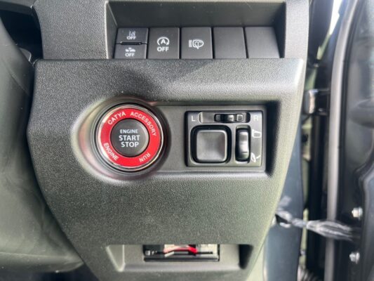 ジムニー 660 XC 4WD 4AT★新車同様★走行0.6万k★R5税金完納★車検ロング★シートヒーター★ドラレコ★車線変更センサー★極良極美★業界最安画像18