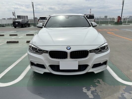 BMW 320d Mスポーツ★R5税金完納★極上車★ハーフレザーシート★衝突軽減ブレーキ★レーンアシスト★装備充実★びっくり価格画像2