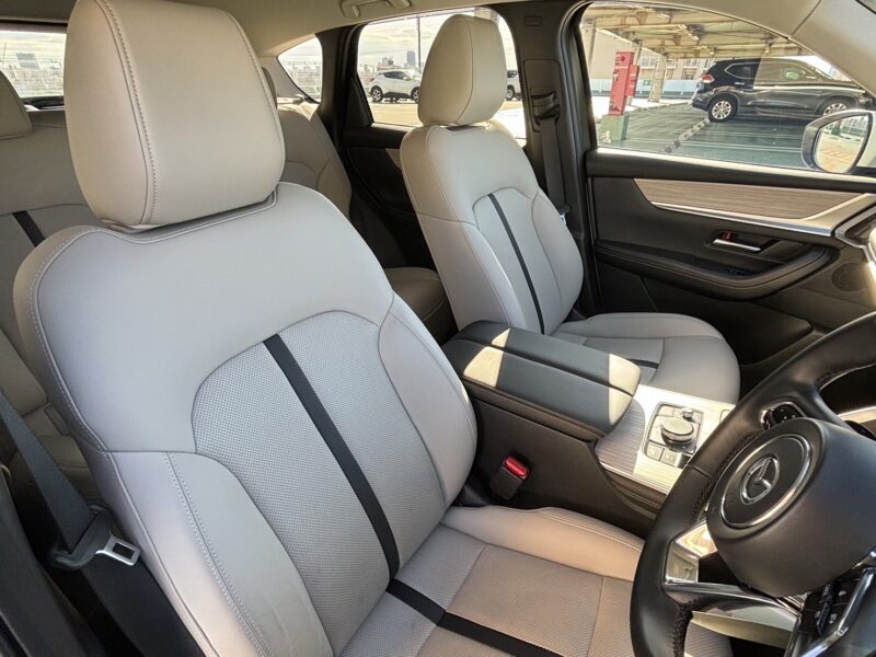 CX-60 25S Lパッケージ★R5税金完納★新車同様★走行0.8万k★極上車★シートヒーター★360°カメラ★衝突軽減ブレーキ★ホワイトレザーシート★装備充実★業界最安画像10