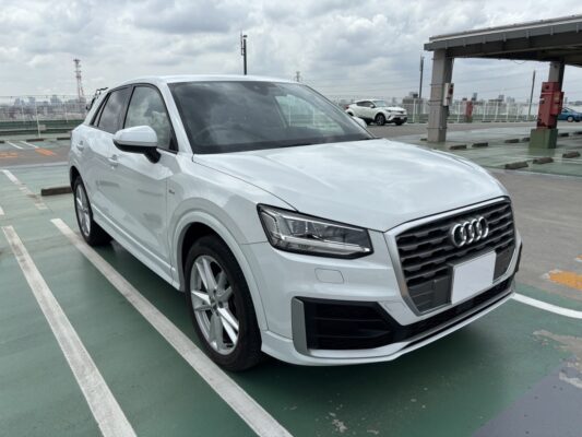 アウディ Q2 35TFSI シリンダーオンデマンドスポーツ SラインPKG★現行型★ワンオーナー★上級グレード★車検ロング★極上車★ハーフレザー★装備充実★業界最安画像1