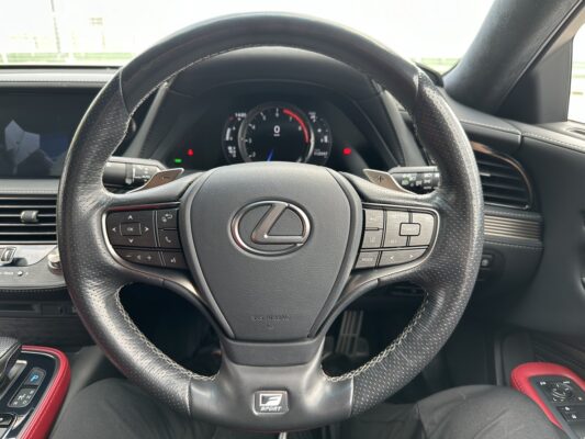 レクサス LS500 Fスポーツ★R５税金完納★極良極美★大人気★赤レザー★ミラーモニター★車検ロング★装備充実★業界最安画像14