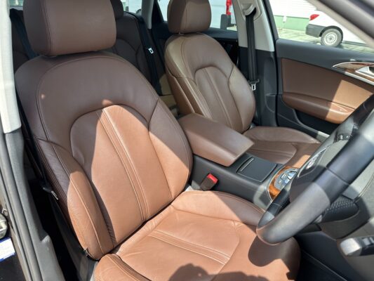 アウディA6アバント 2.8 FSI クワトロ★R5税金完納★車検ロング★極上車★パノラマルーフ★茶レザー★業界最安画像9