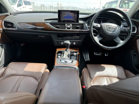 アウディA6アバント 2.8 FSI クワトロ★R5税金完納★車検ロング★極上車★パノラマルーフ★茶レザー★業界最安画像14