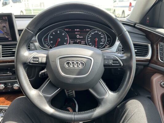 アウディA6アバント 2.8 FSI クワトロ★R5税金完納★車検ロング★極上車★パノラマルーフ★茶レザー★業界最安画像17
