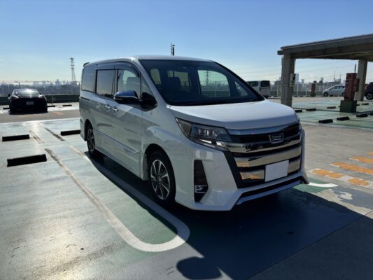 ノア SI W×BⅢ★大人気★両側電動スライド★オートドライブ★業界最安画像1