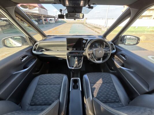 ヴォクシー  S-Z ハイブリッド★R6税金完納★ワンオーナー★後席モニター★360°カメラ★大人気★現行型★業界最安画像17