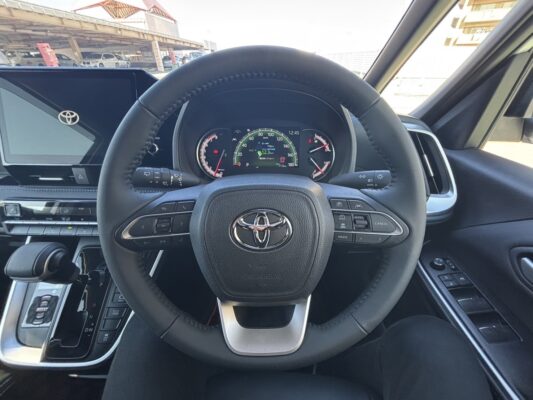 ヴォクシー  S- Z KUHLレーシング コンプリート★R6税金完納★新車並み★KUHLコンプリート★エアサス★フルエアロ★19アルミ★360°カメラ★ミラーモニター★業界最安画像18
